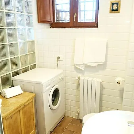 La Fioraia E La Legnaia Feriehus