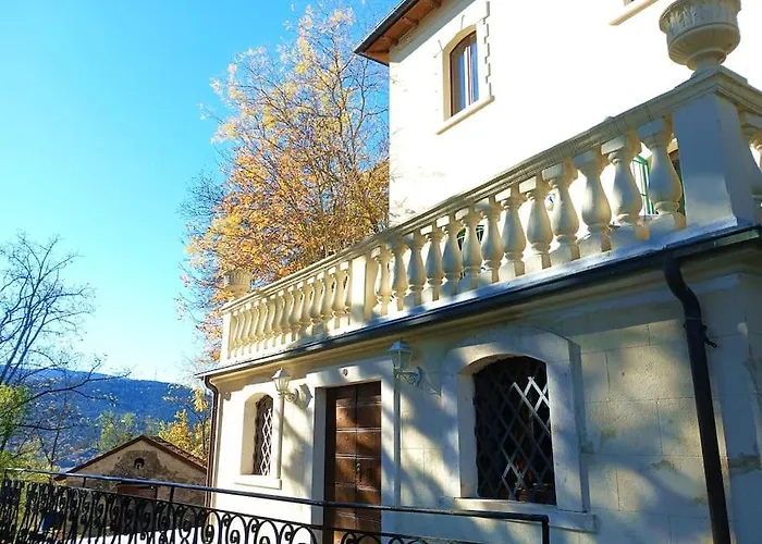 La Fioraia E La Legnaia 別荘 ラクイラ